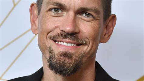 steve howey gay scene|The Real Reason Steve Howey Came Out As Gay,。